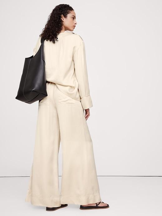 Pull-On Wide Leg Satin Pant Product Image
