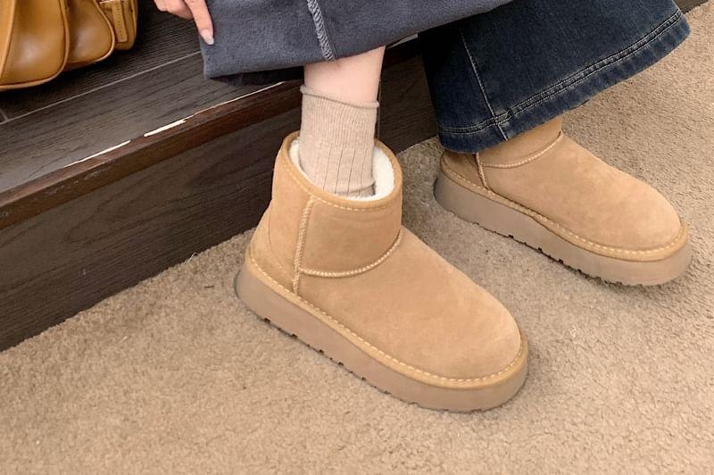 Fleece-Lined High-Rise Boot-Cut Jeans Product Image