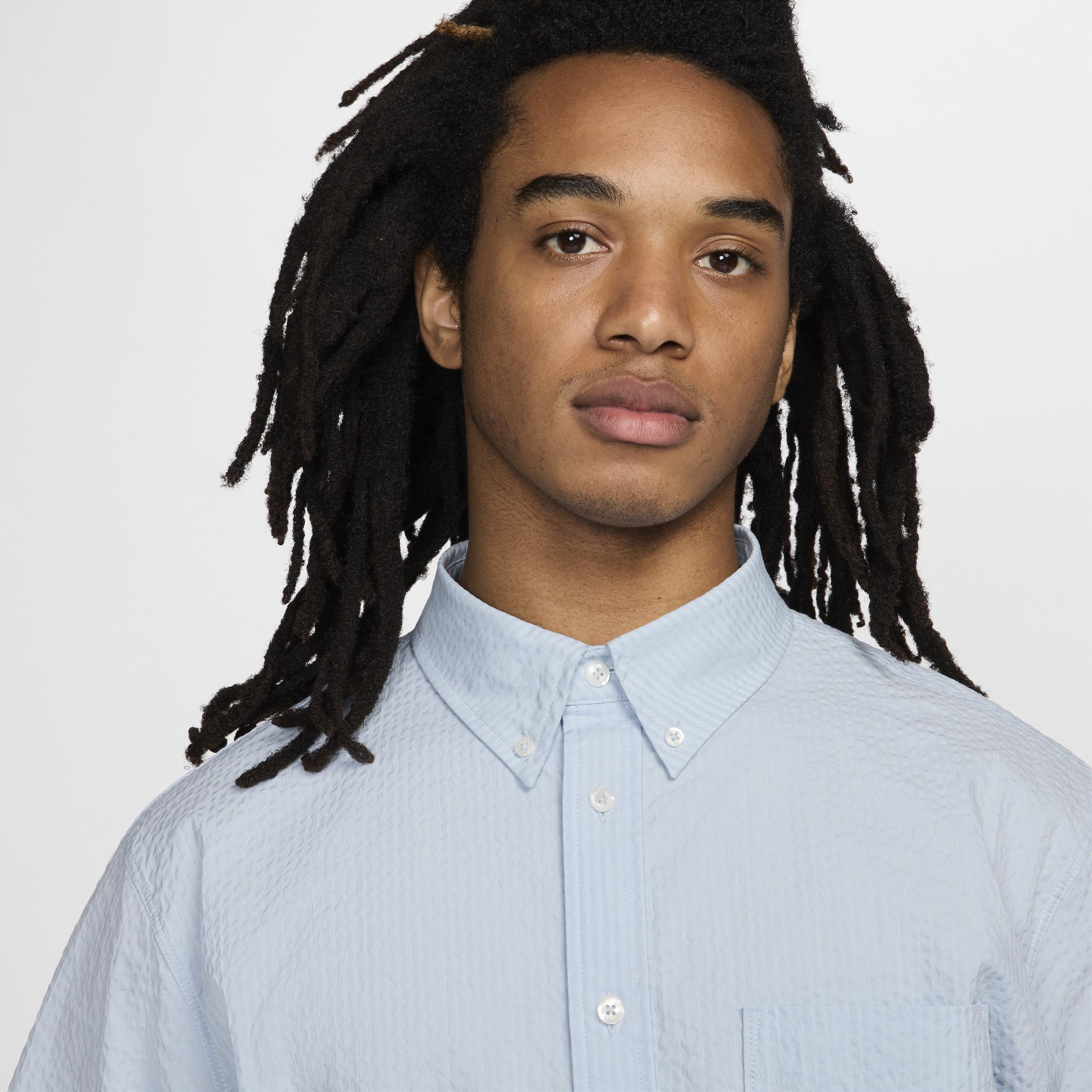 Nike Life Men's Short-Sleeve Seersucker Button-Down Shirt Product Image
