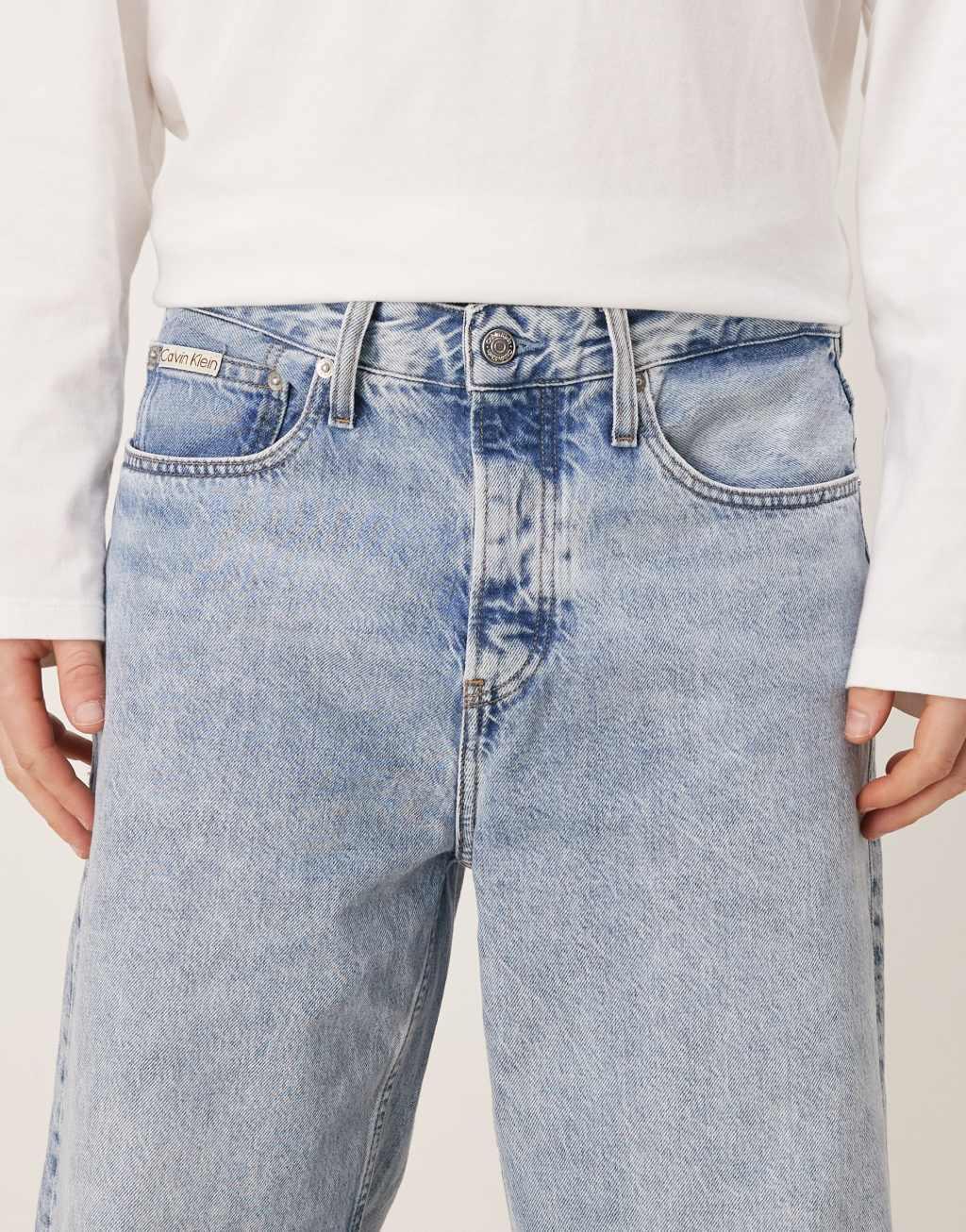 Calvin Klein Jeans 90s loose jeans in light wash Product Image