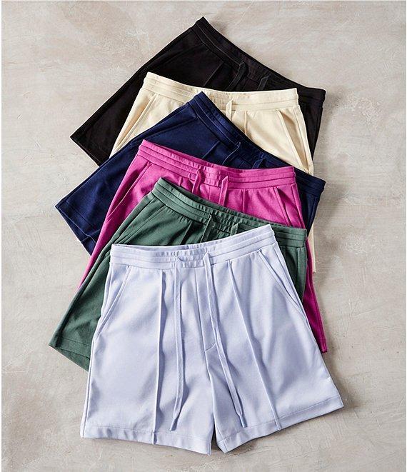 Murano Liquid Luxury Pintuck Neoprene Knit 5.5#double; Inseam Shorts Product Image