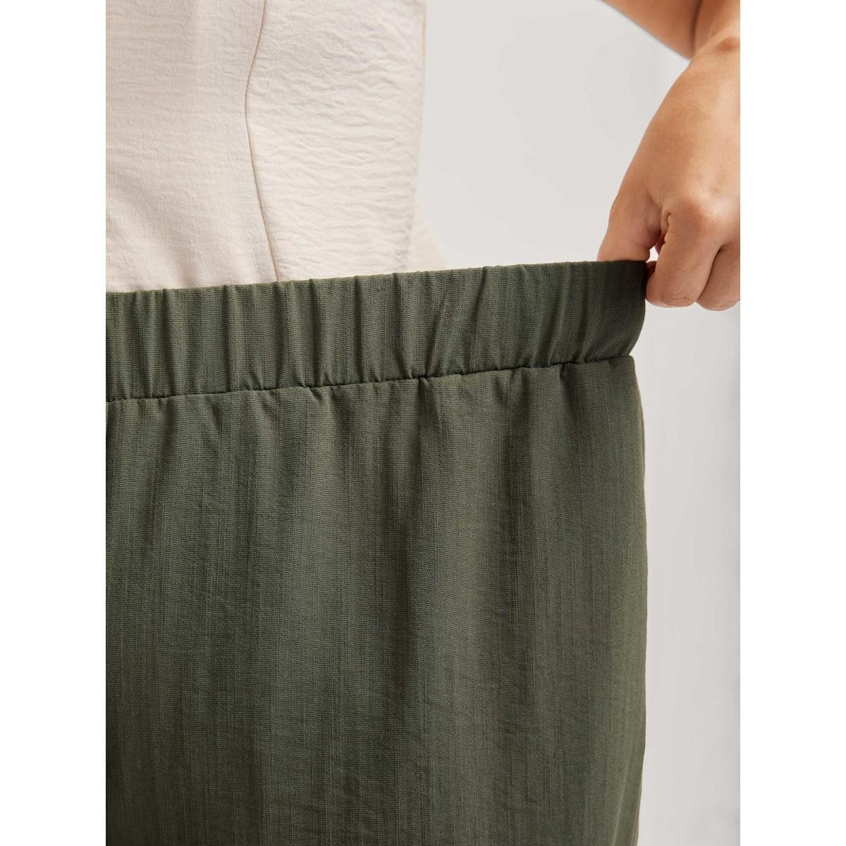 Plus Size Stretchy Waist Straight-Leg Capri Pants Women ArmyGreen Resort Straight Leg Mid Rise Vacation Pants BloomChic 22-24/3X Product Image