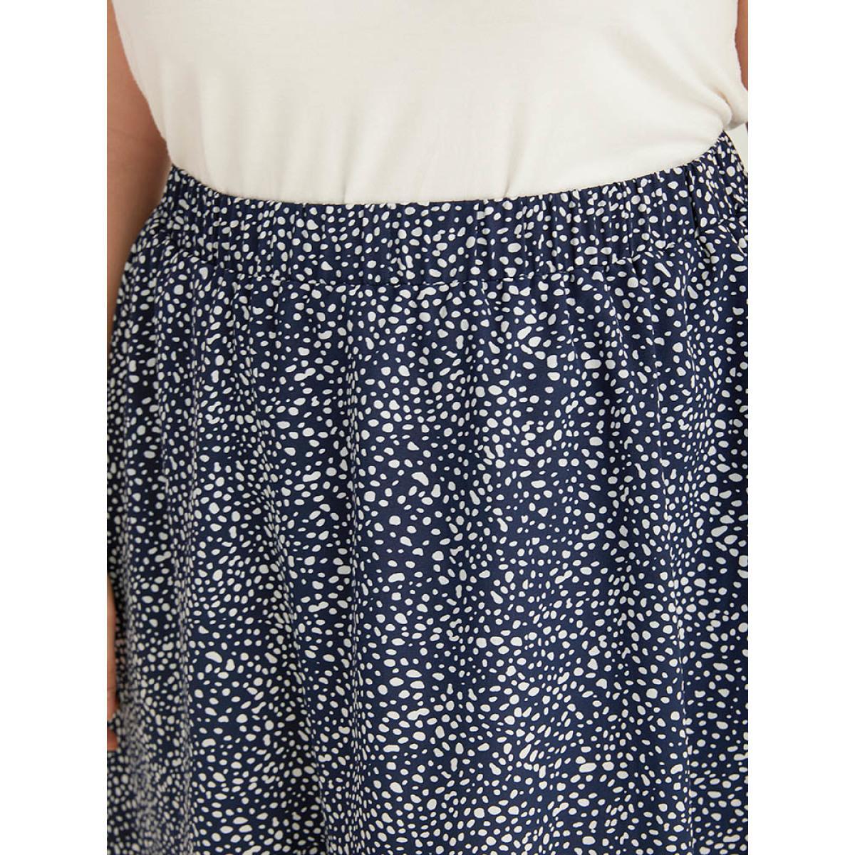 Plus Size Allover Print Pocket Ruffle Layered Hem Skirt Women Indigo Elegant Elastic Waist No stretch Pocket Dailywear Skirts BloomChic 22-24/3X Product Image