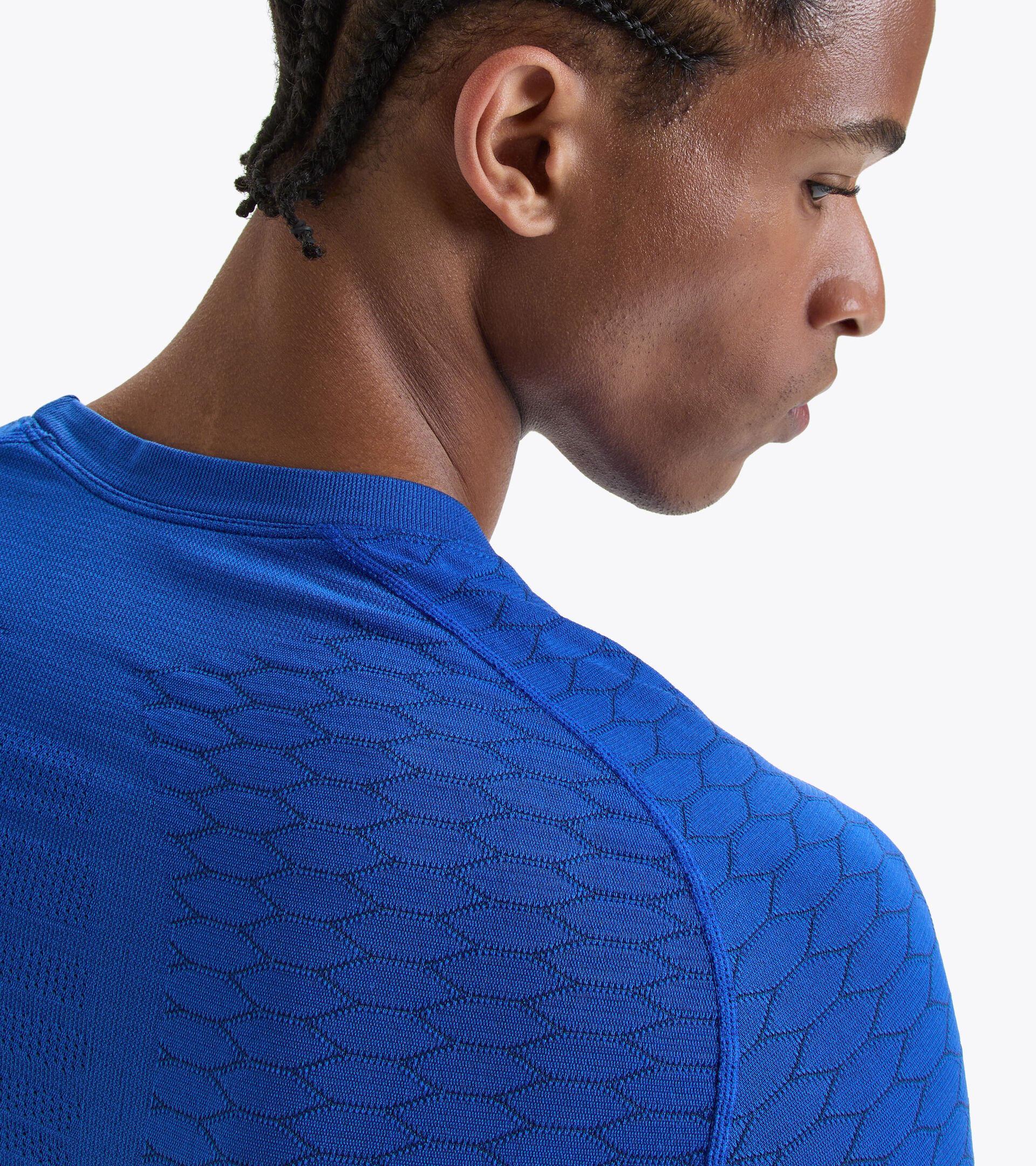 LS T-SHIRT ACT Product Image