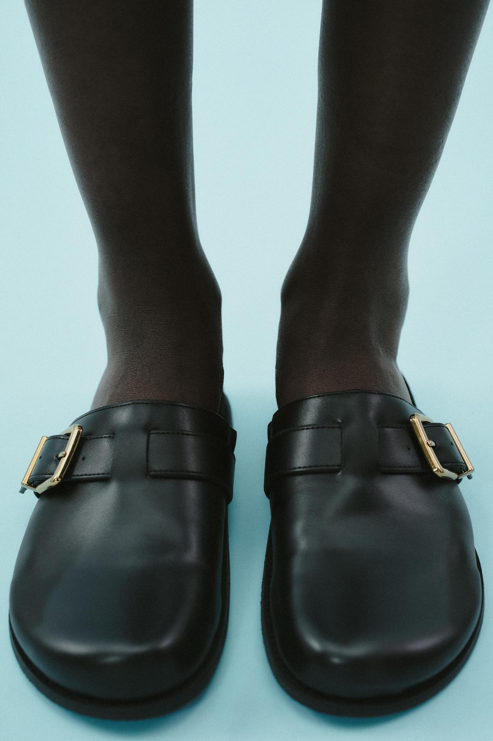 METALLIC BUCKLE CLOGS Product Image