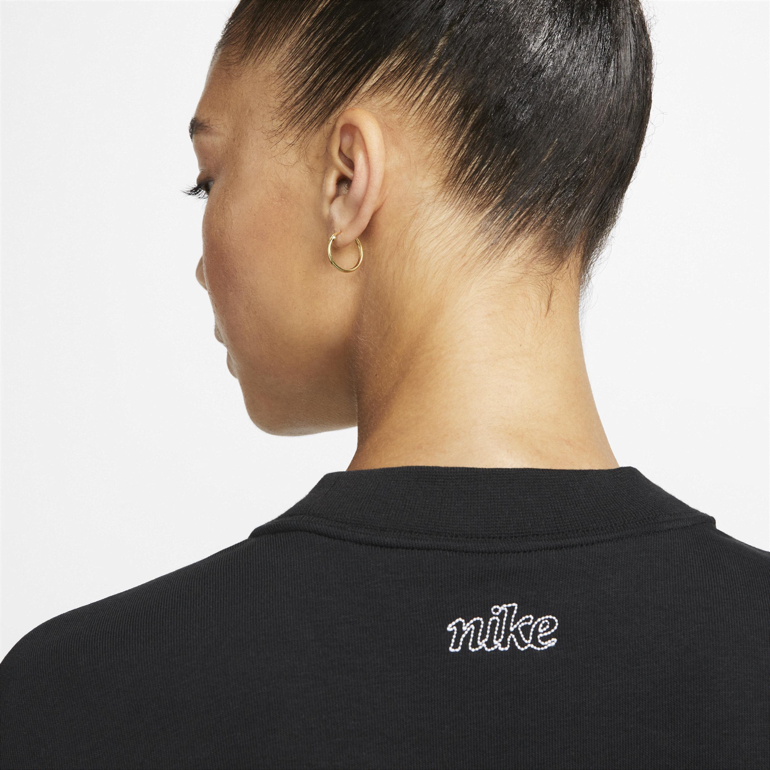 Nike Women's Dri-FIT Get Fit Graphic Crewneck Sweatshirt Product Image