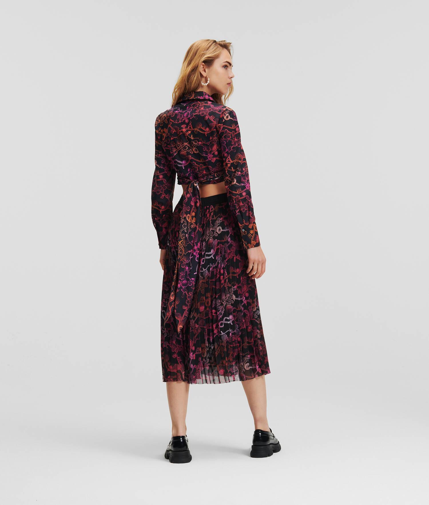 CROPPED CHAIN PRINT SHIRT Product Image