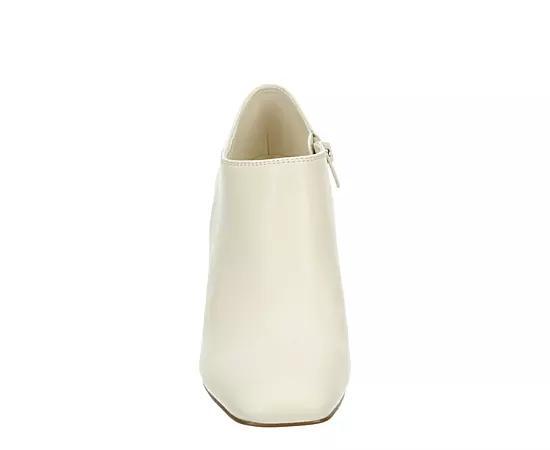 Madden Girl Womens Whittley Boot Product Image