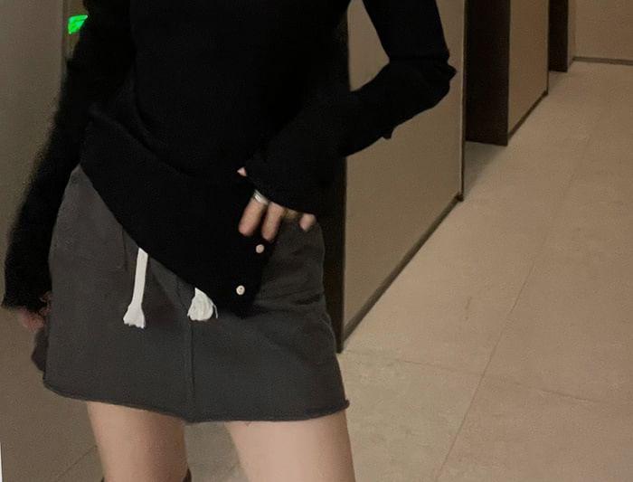 Long Sleeve V-Neck Plain Slit Ribbed Knit Top Product Image