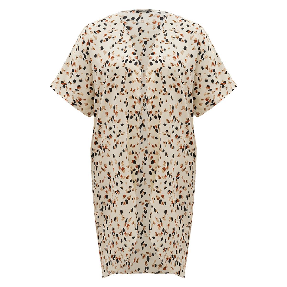 Plus Size Allover Print Open Front Dolman Sleeve Kimono Women Ivory Casual Scalloped Dailywear Kimonos BloomChic 14-16/1X Product Image