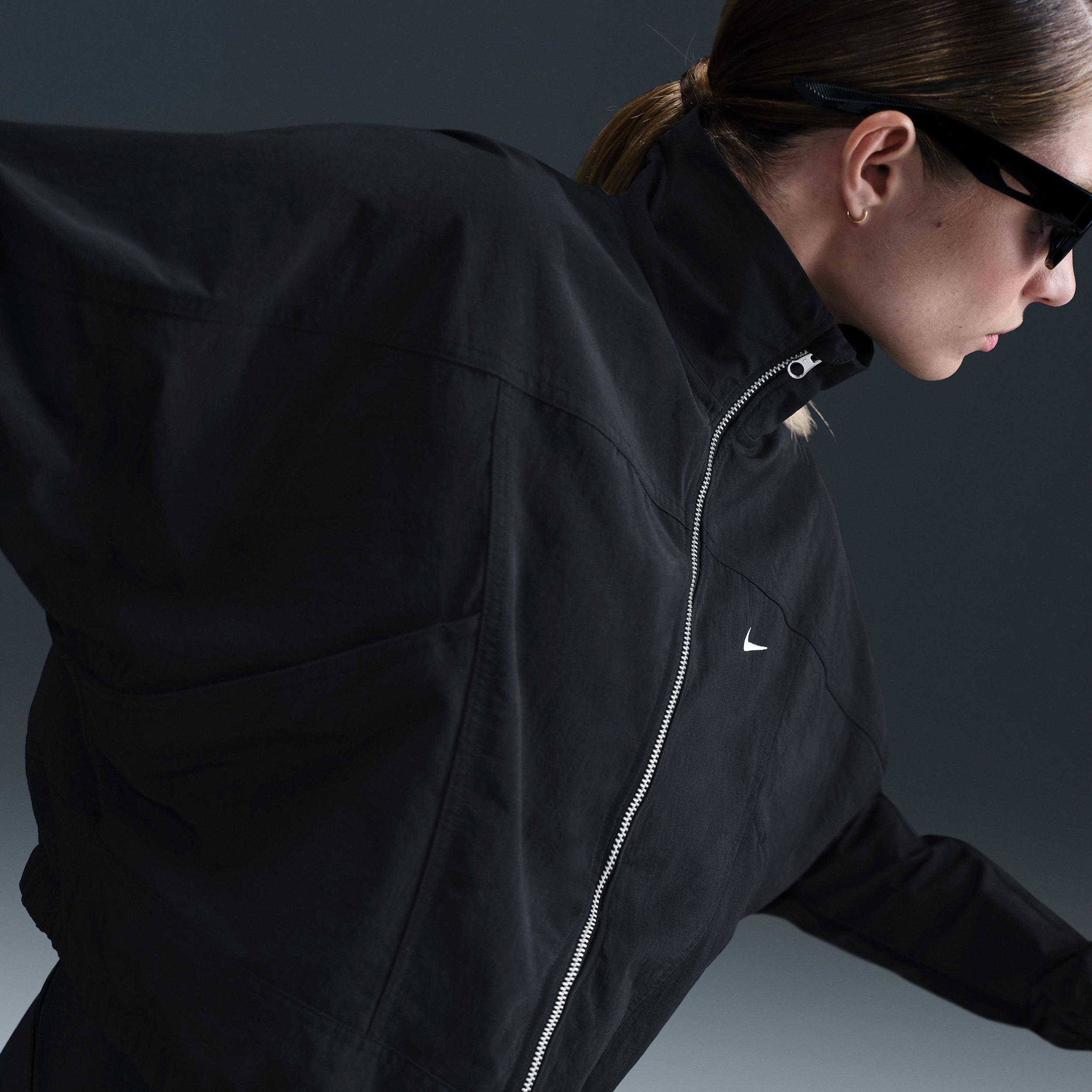Nike Sportswear Everything Wovens Women's Oversized Repel UV Protection Jacket (Plus Size) Product Image