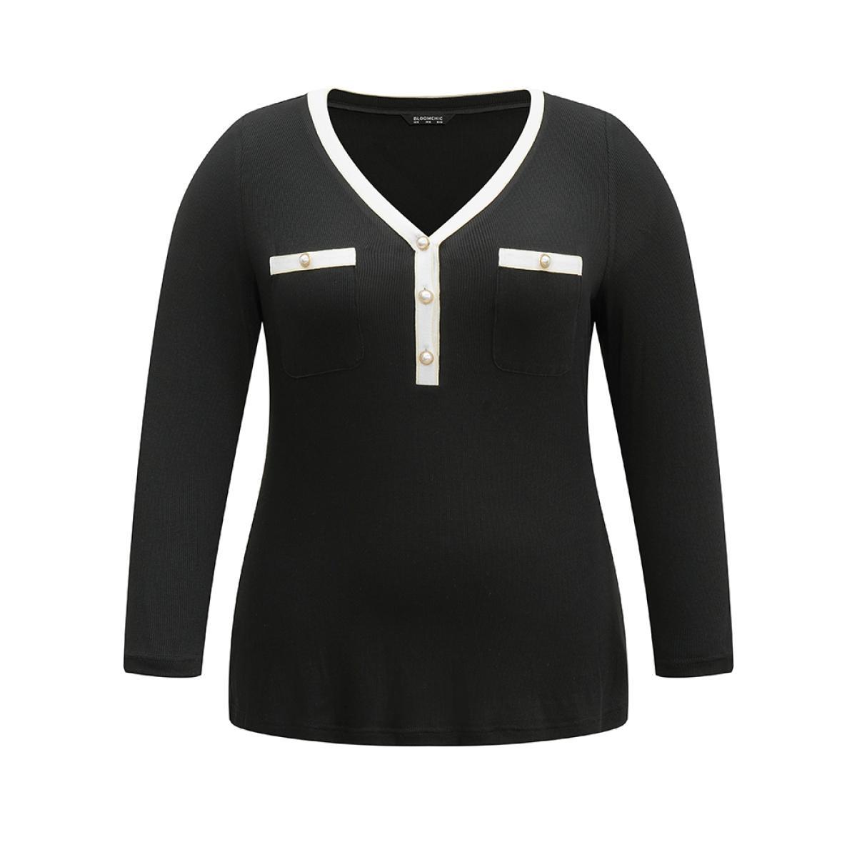 Plus Size Contrast Trim Button Detail Patched Pocket T-shirt Black Women Casual Contrast Plain V-neck Dailywear T-shirts BloomChic 22-24/3X Product Image