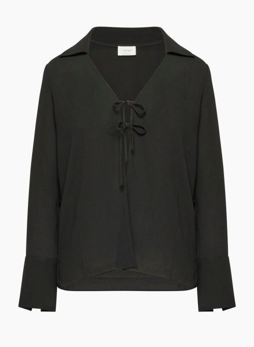 favor blouse Product Image