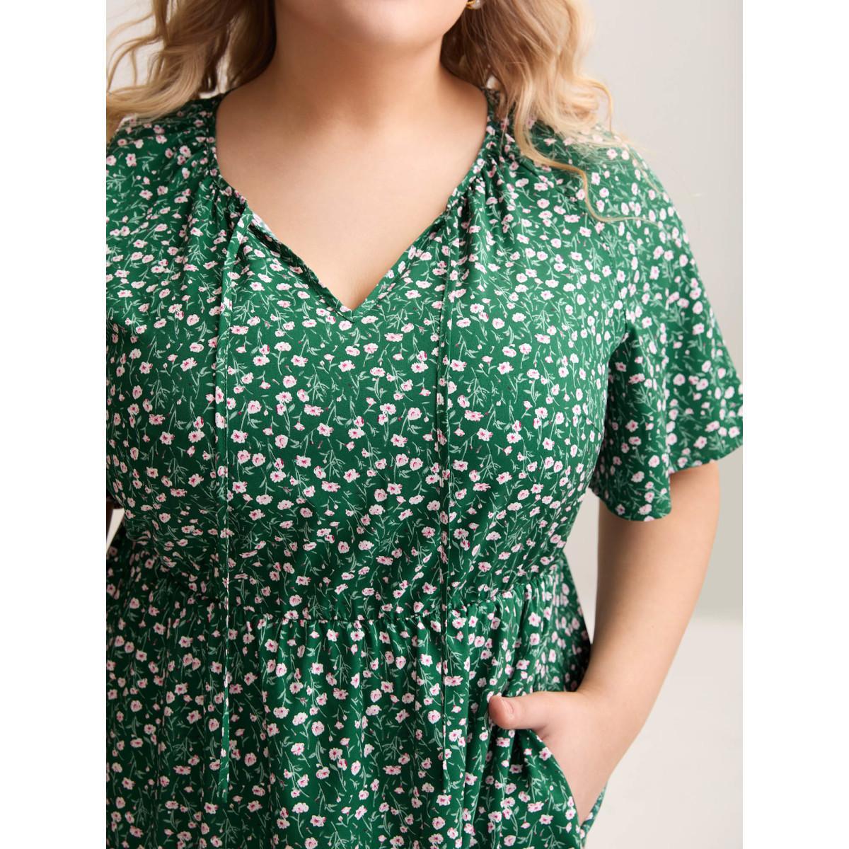 Plus Size Floral Print Split Neck Pockets Midi Dress Emerald Women Elegant Gathered Notched collar Short sleeve Curvy BloomChic 30/6X Product Image