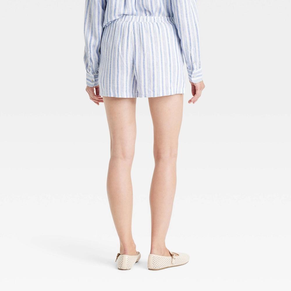 Women's Mid-Rise Linen Pull-On Shorts - Universal Thread™ Product Image