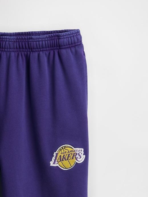NBA Los Angeles Lakers Logo Heavyweight Joggers Product Image