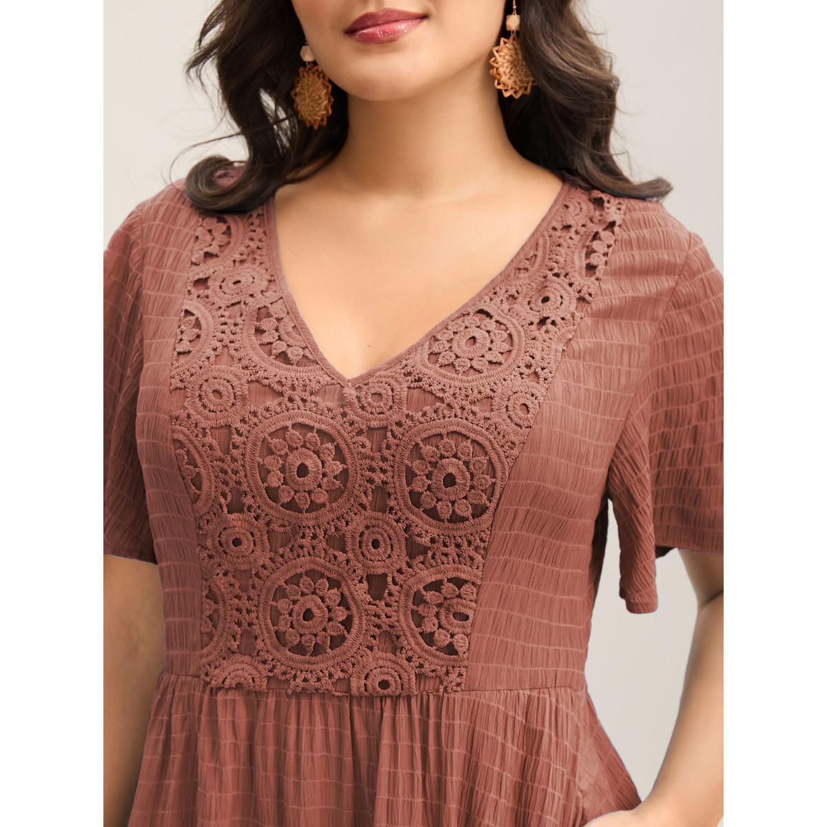 Plus Size Lace Textured Pockets Tiered Midi Dress Rust Women V-neck Short sleeve Curvy BloomChic 12/L Product Image