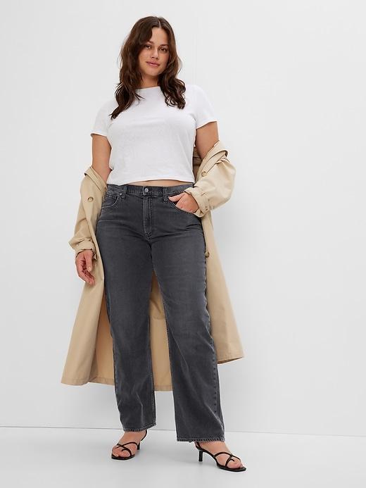 Mid Rise '90s Loose Jeans Product Image