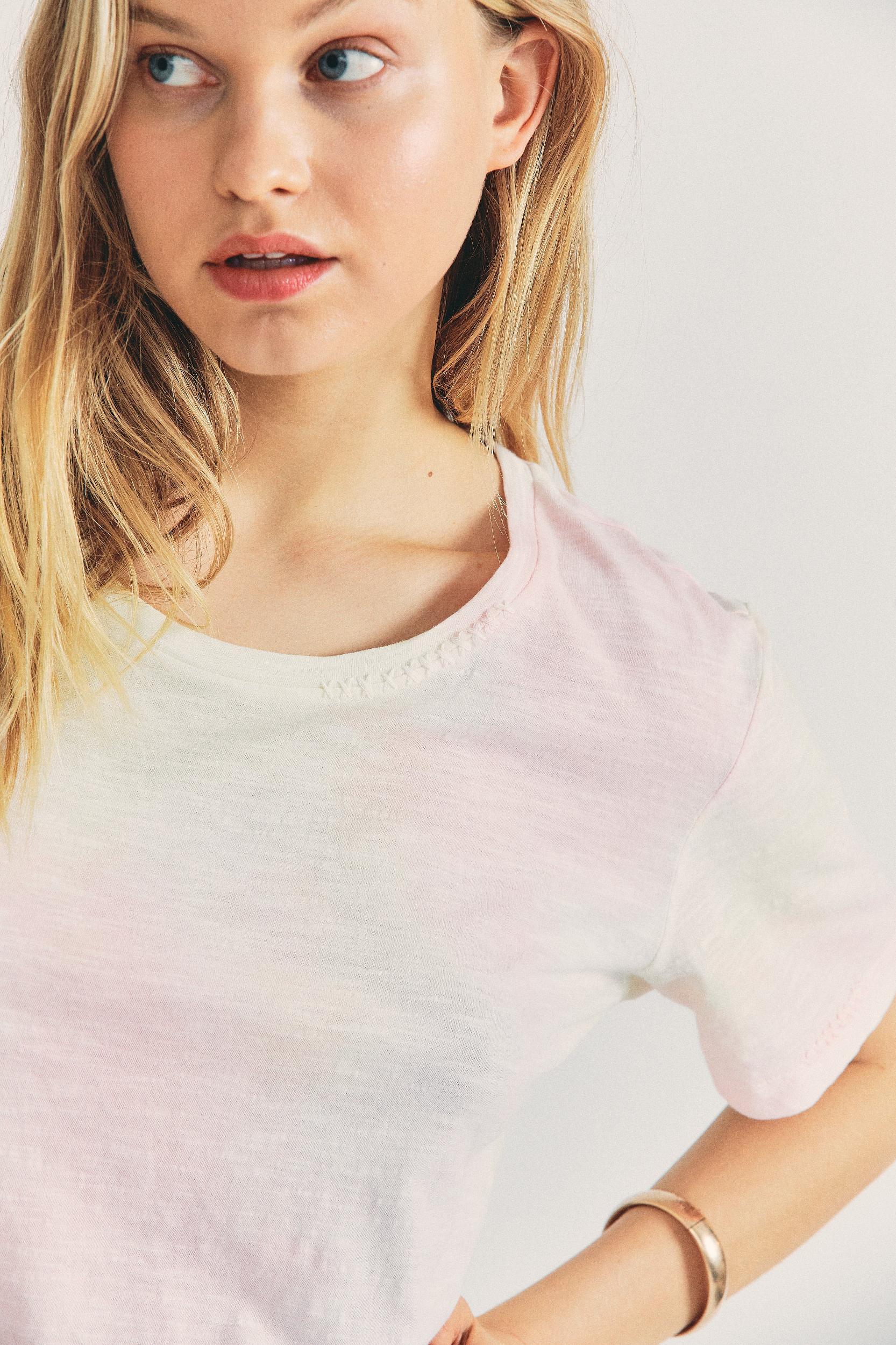 Calix Cotton Tee Product Image