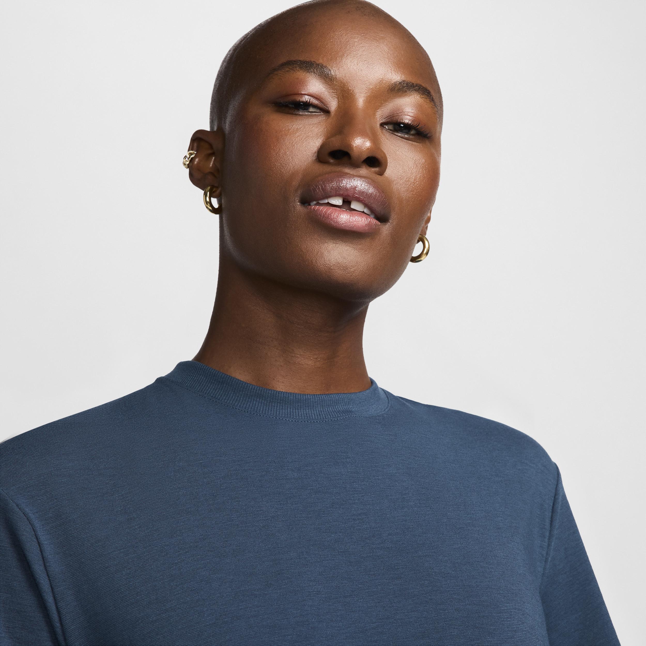 Nike One Relaxed Women's Dri-FIT Short-Sleeve Top Product Image