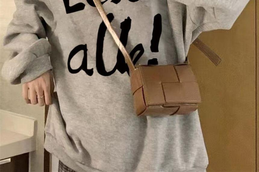 Long Sleeve Lettering Print Loose-Fit Sweatshirt Product Image