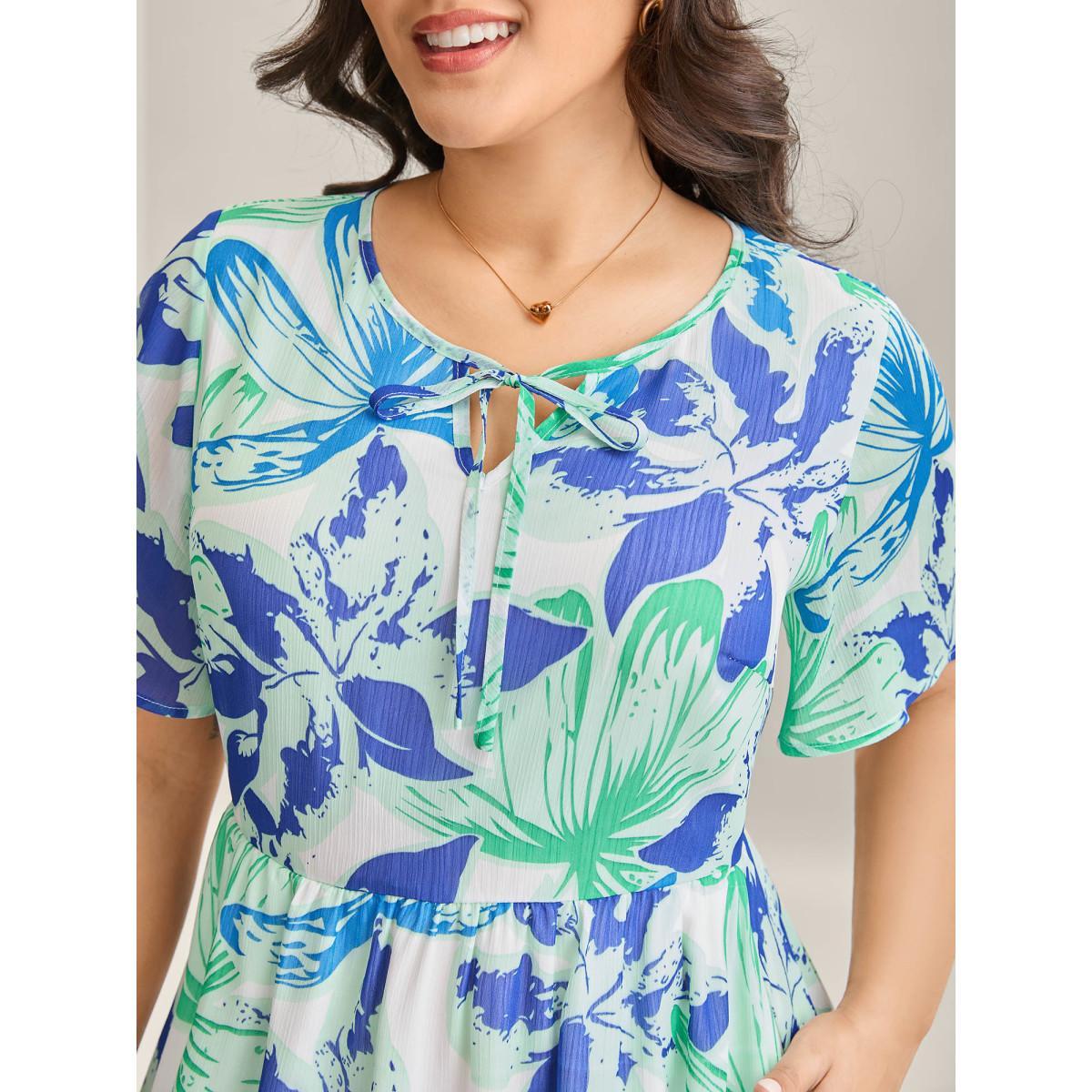 Plus Size Chiffon Floral Neck Tie Lined Midi Dress Truegreen Women Notched collar Short sleeve Curvy BloomChic 10/M Product Image