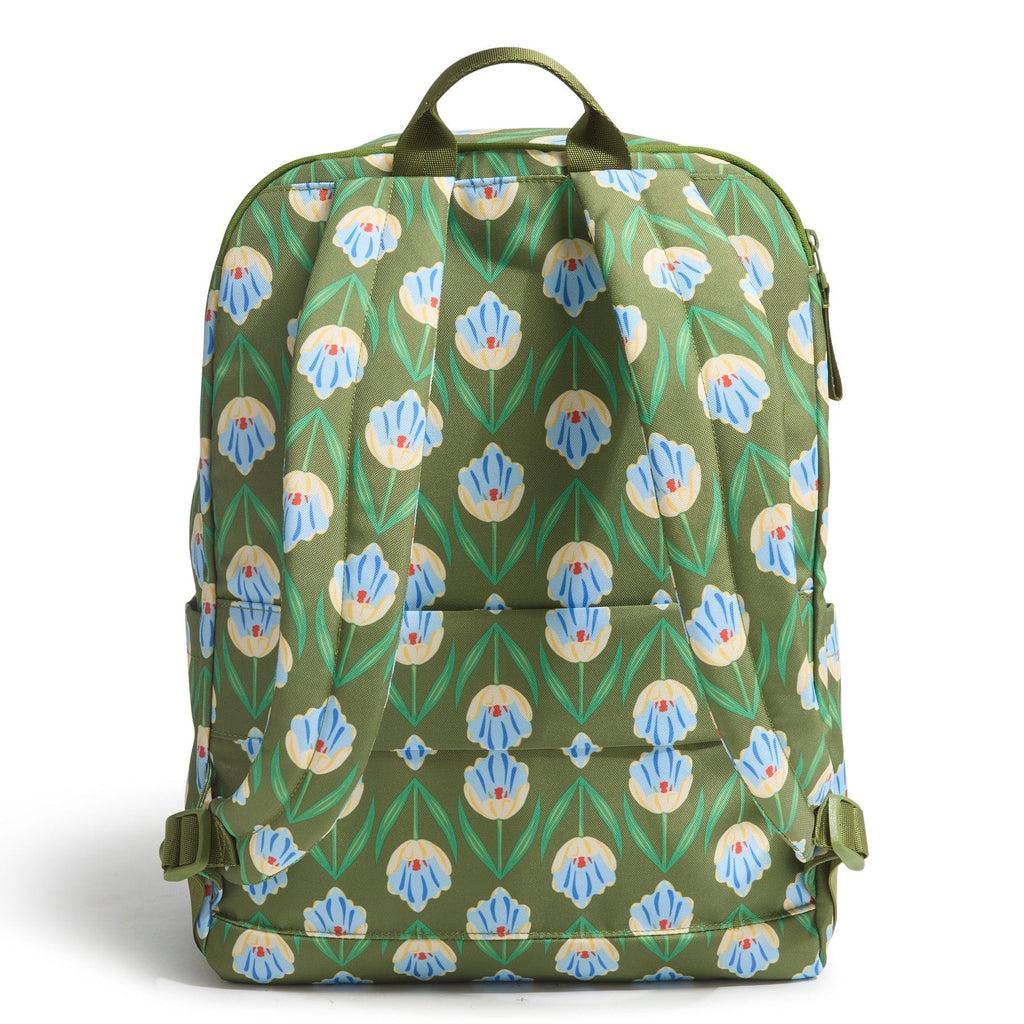 Outlet Essential Large Backpack Product Image