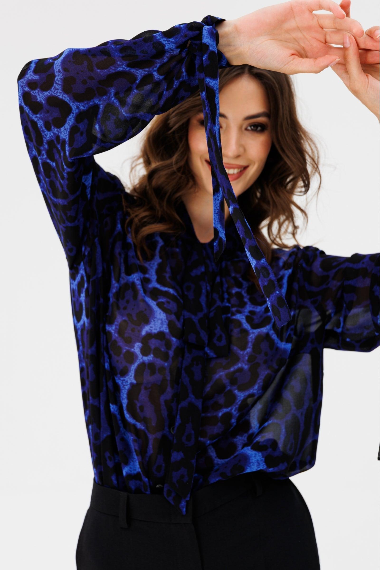 Printed Blouse Top Product Image