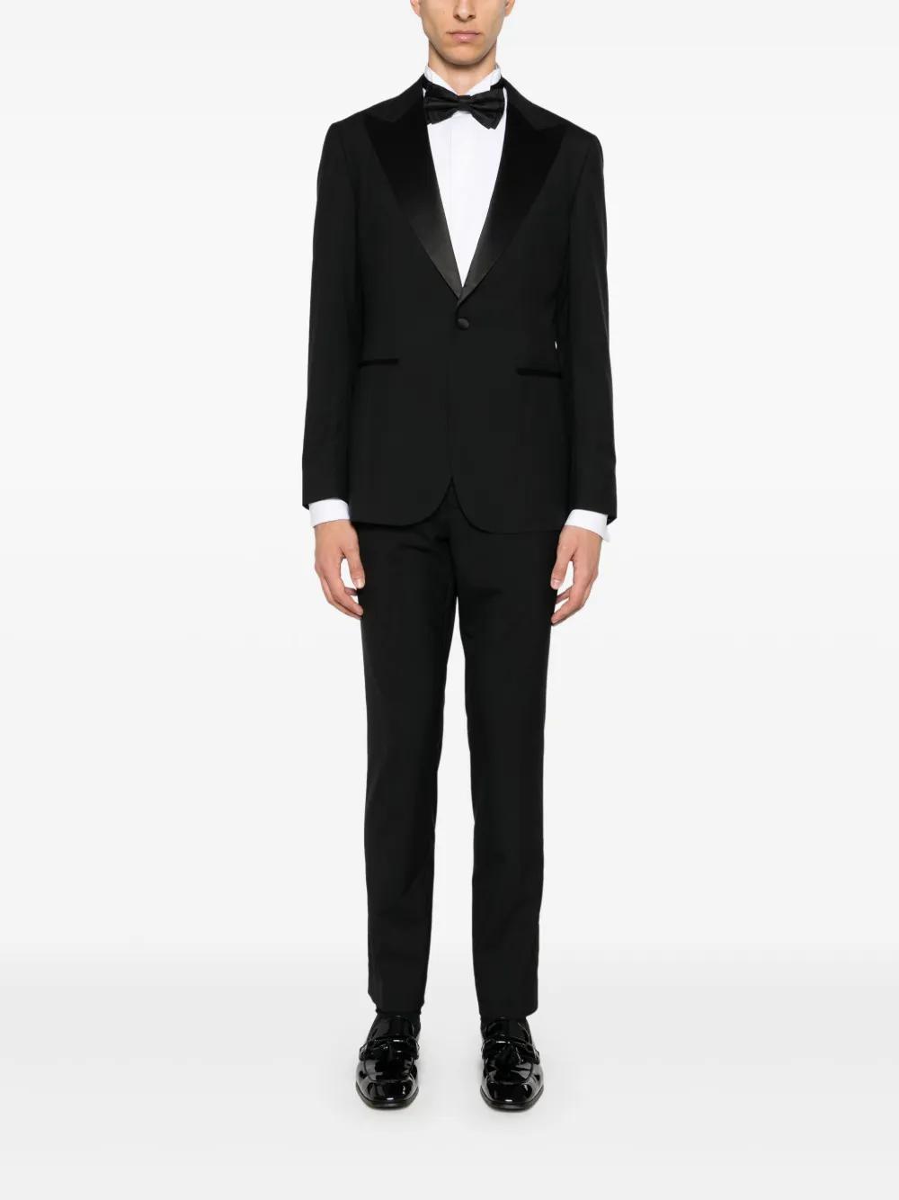 contrasting lapels two-piece dinner suit Product Image