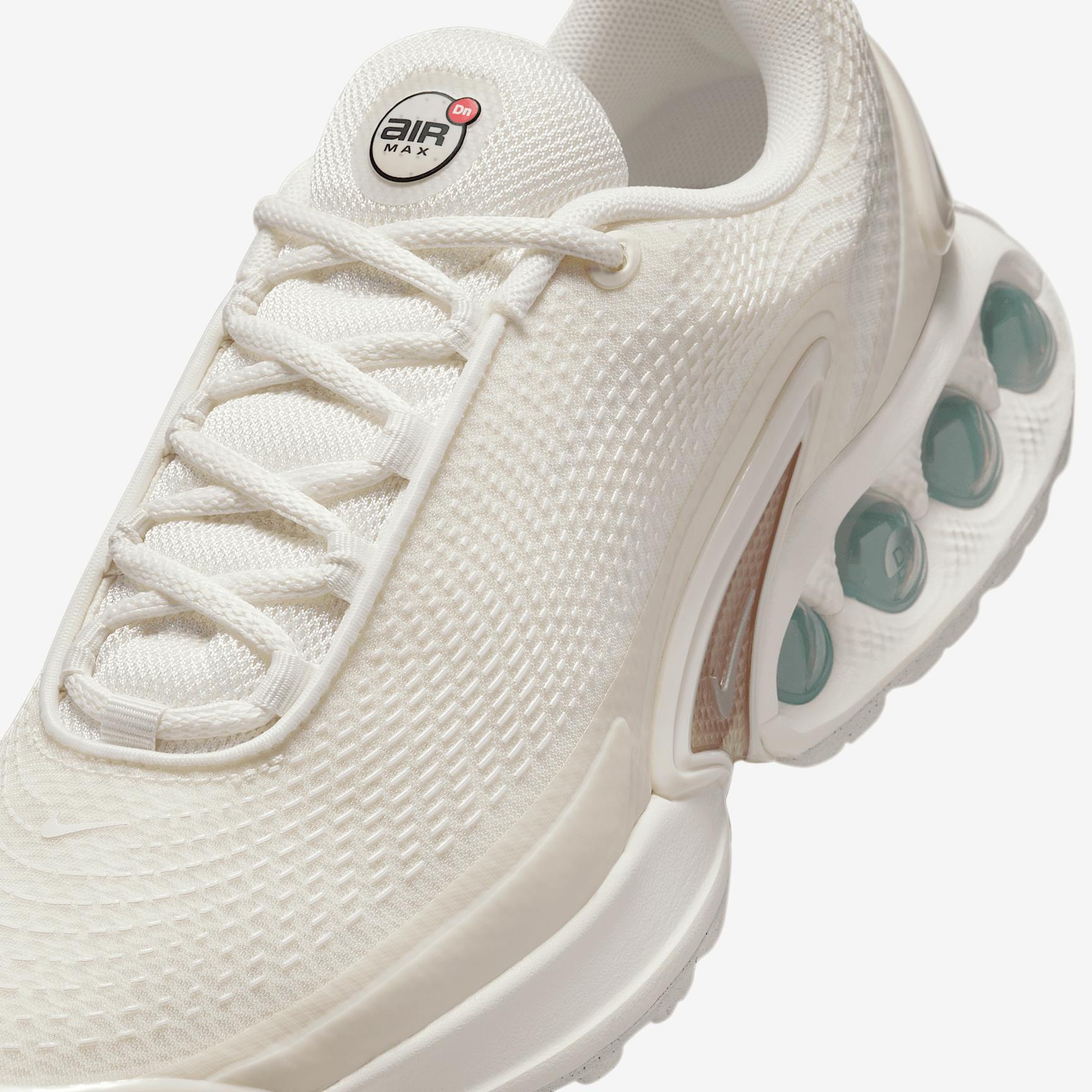Nike Women's Air Max Dn SE Shoes Product Image