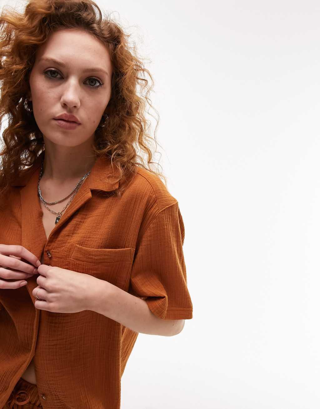 Topshop textured cheesecloth short sleeve shirt Product Image