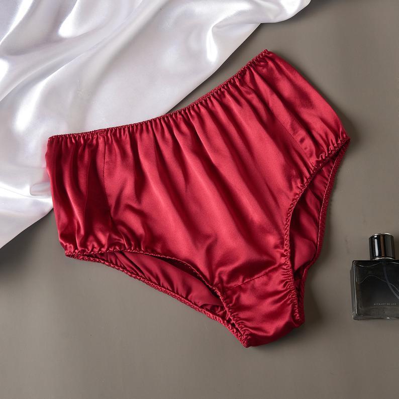 Black Pure Mulberry Silk Bikini Panties | Mid Waist | 22 Momme | Float Collection Product Image