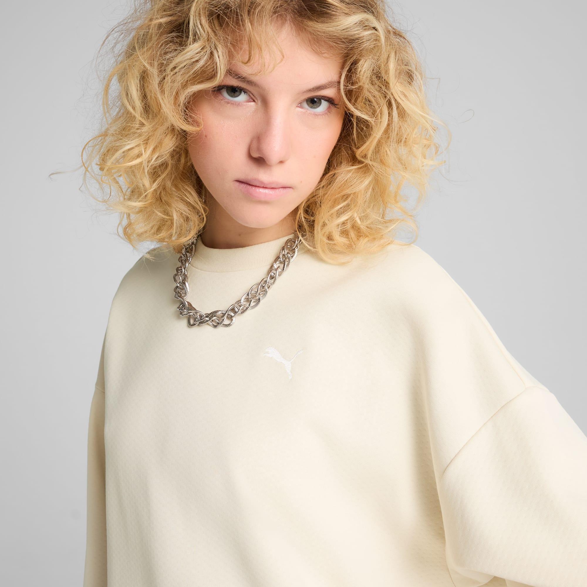 PUMA Wardrobe Essentials Women's Oversized Crew Sweatshirt Product Image