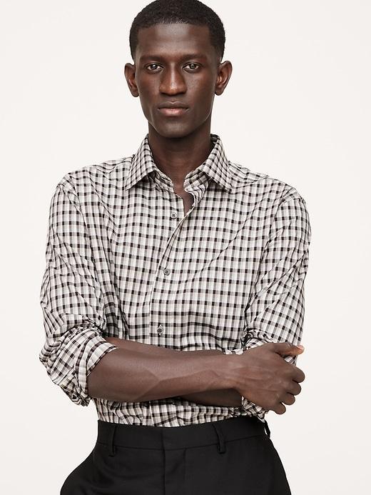 Standard-Fit Wrinkle-Resistant Dress Shirt Product Image