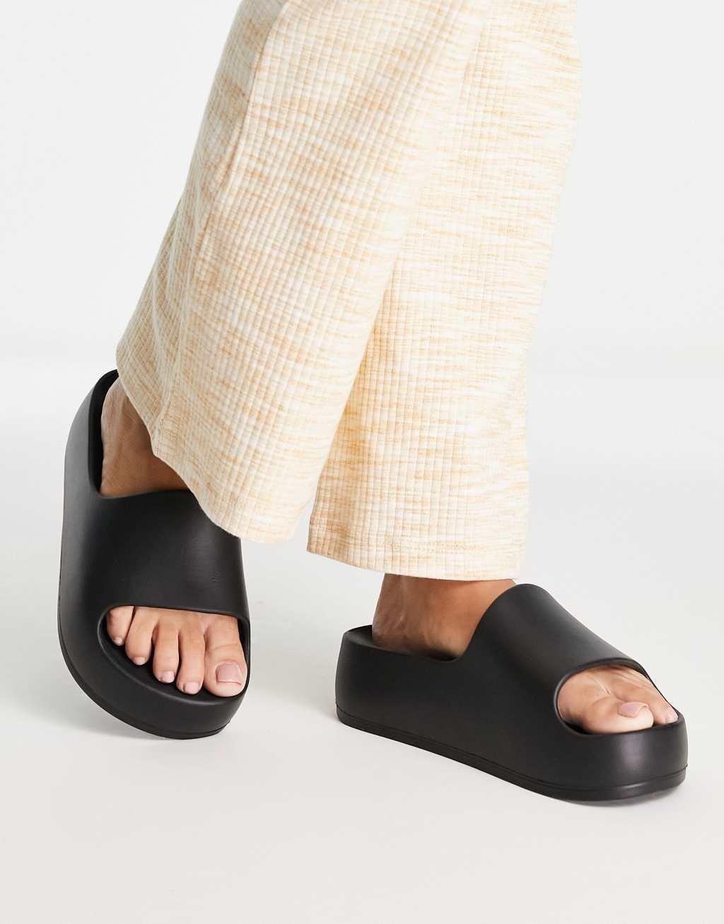 ASOS DESIGN Wide Fit February one piece slides Product Image