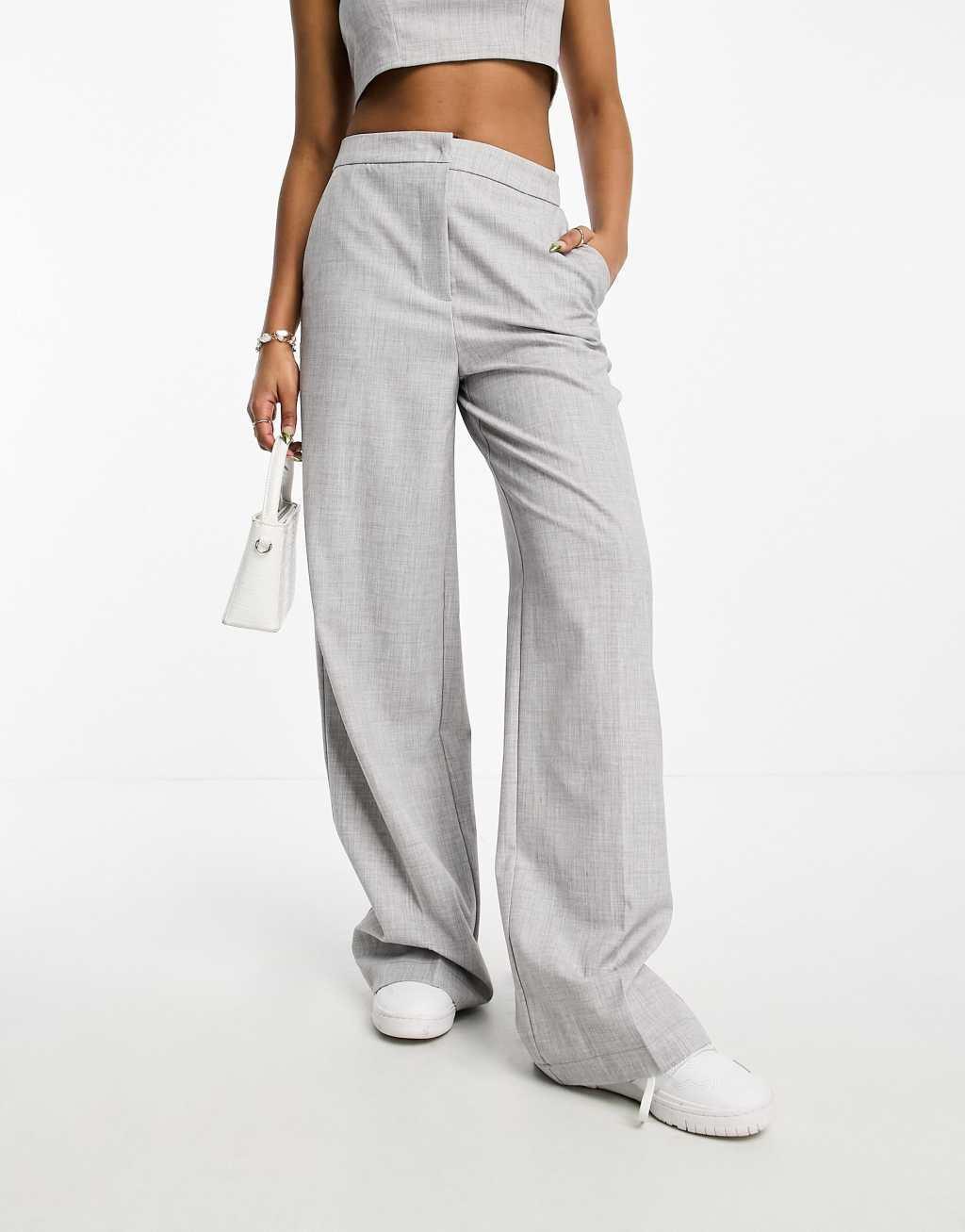 Pieces tailored pants in gray - part of a set Product Image
