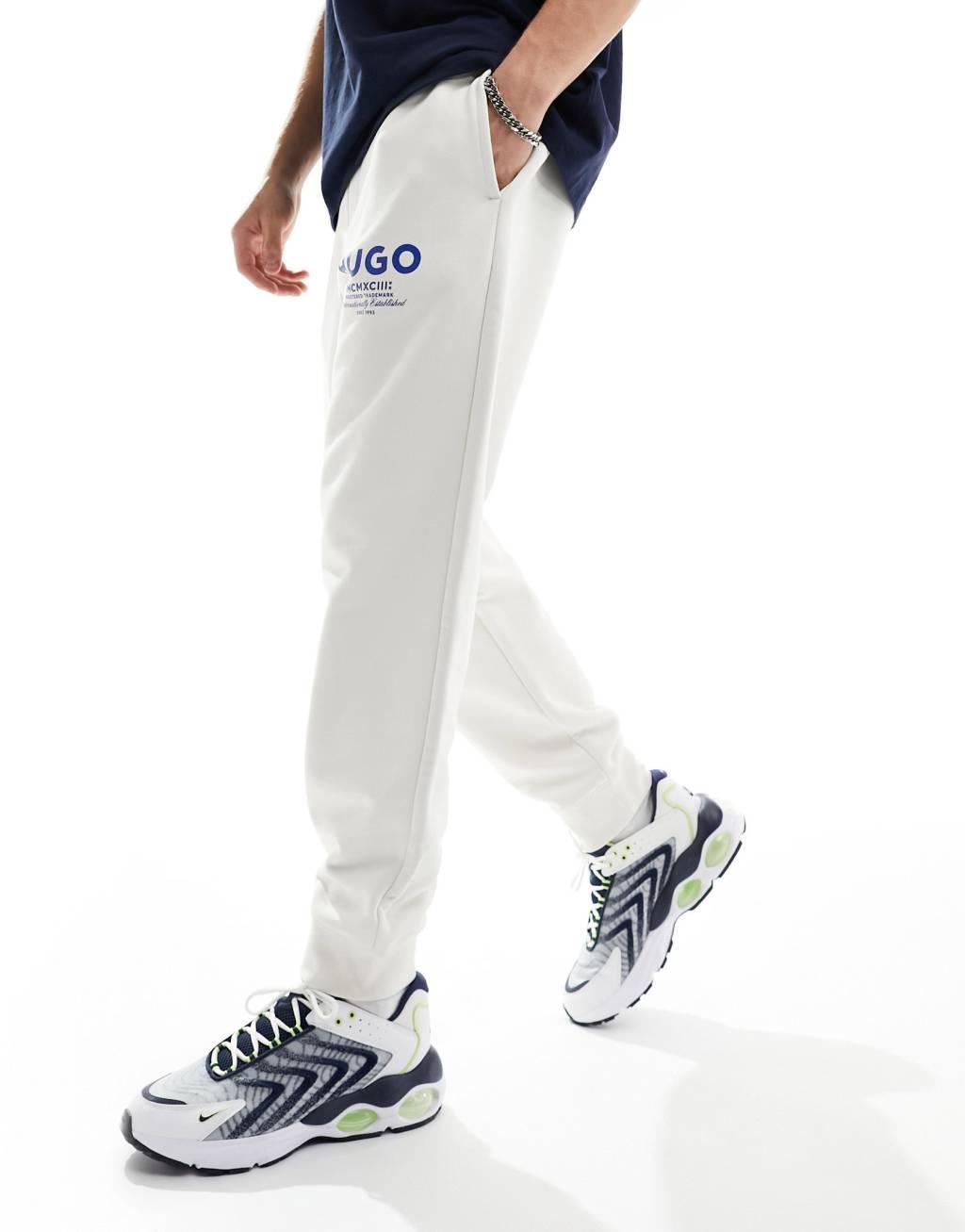 HUGO BLUE relaxed sweatpants in white Product Image