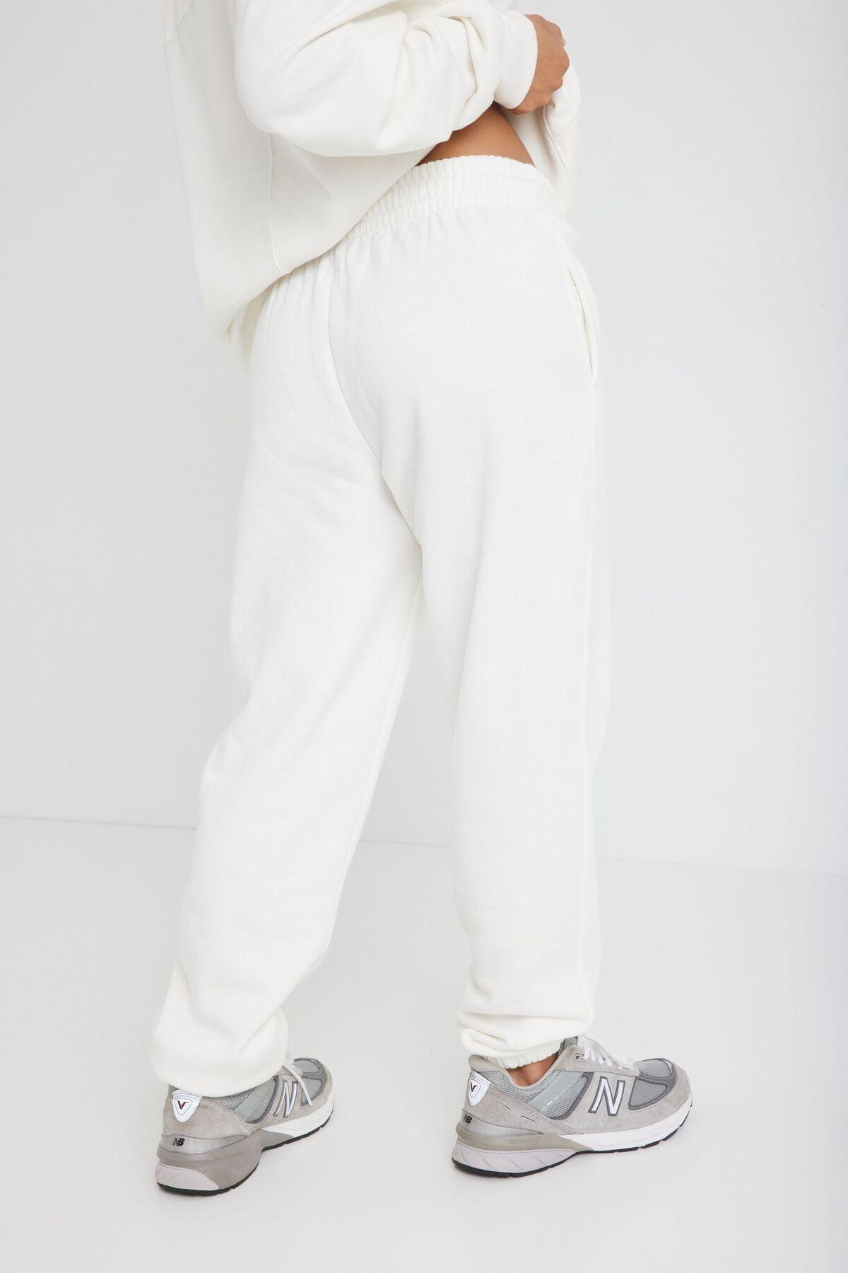 '90s Jogger Product Image