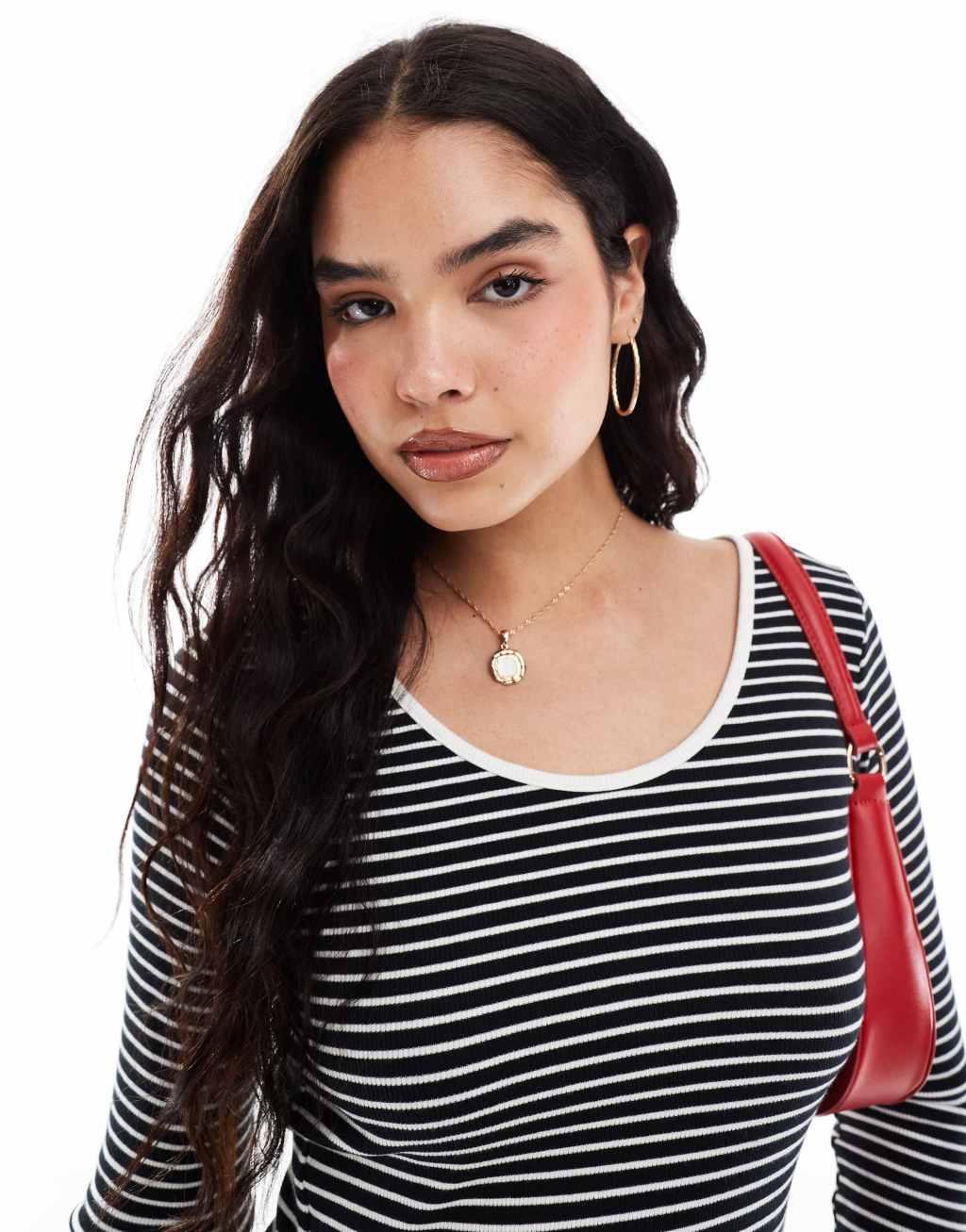 Vero Moda reversible long sleeve t-shirt in black and white stripe Product Image