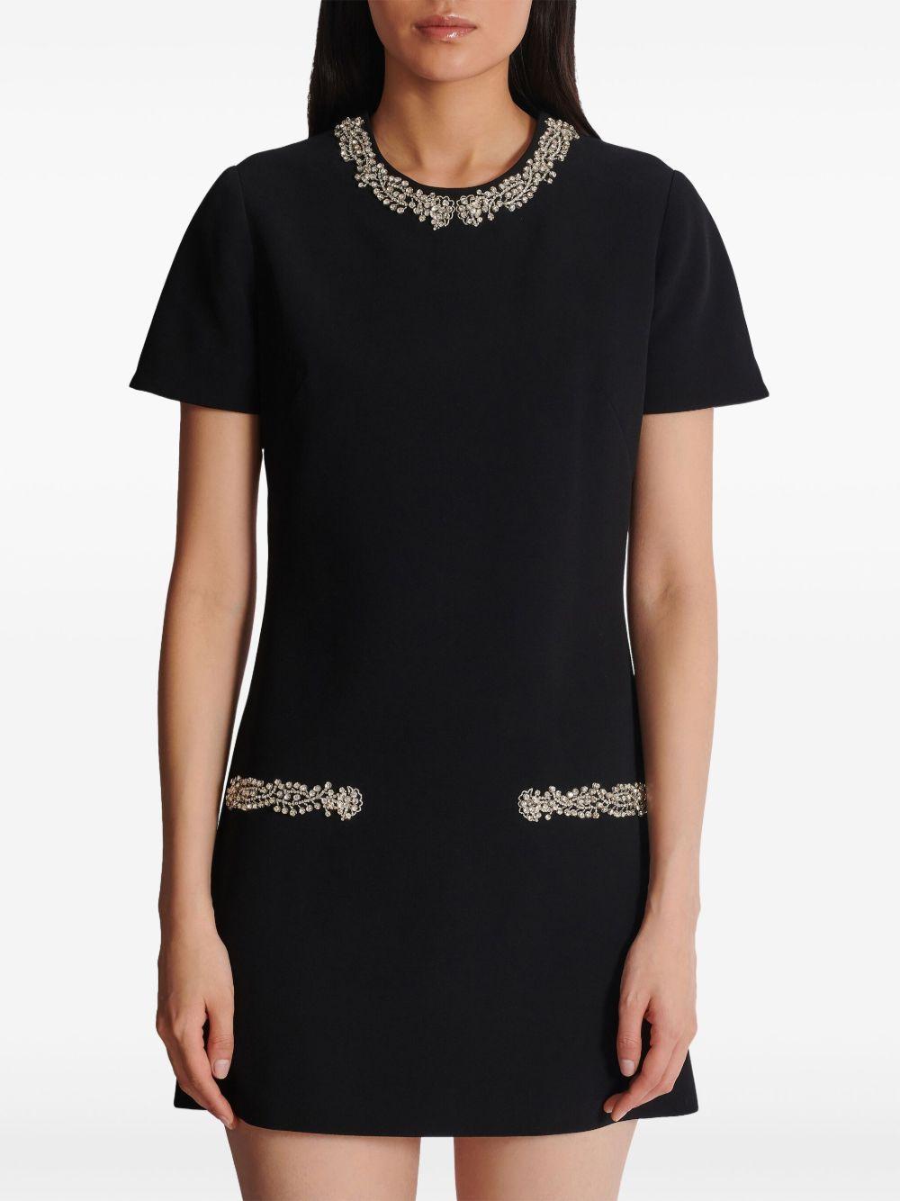 embroidered shift dress  Product Image