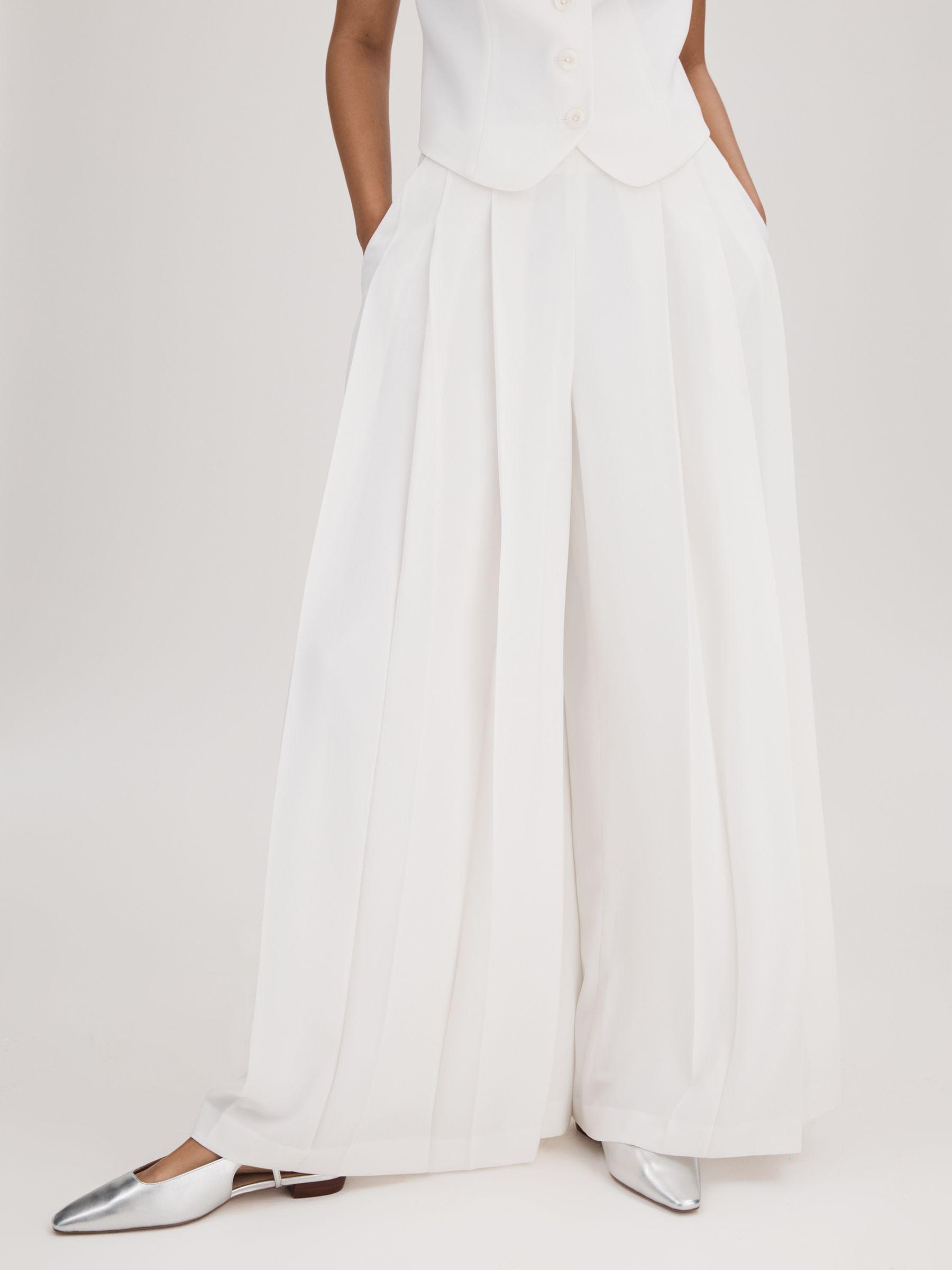 Florere Pleated Wide Leg Trousers in Ivory Product Image
