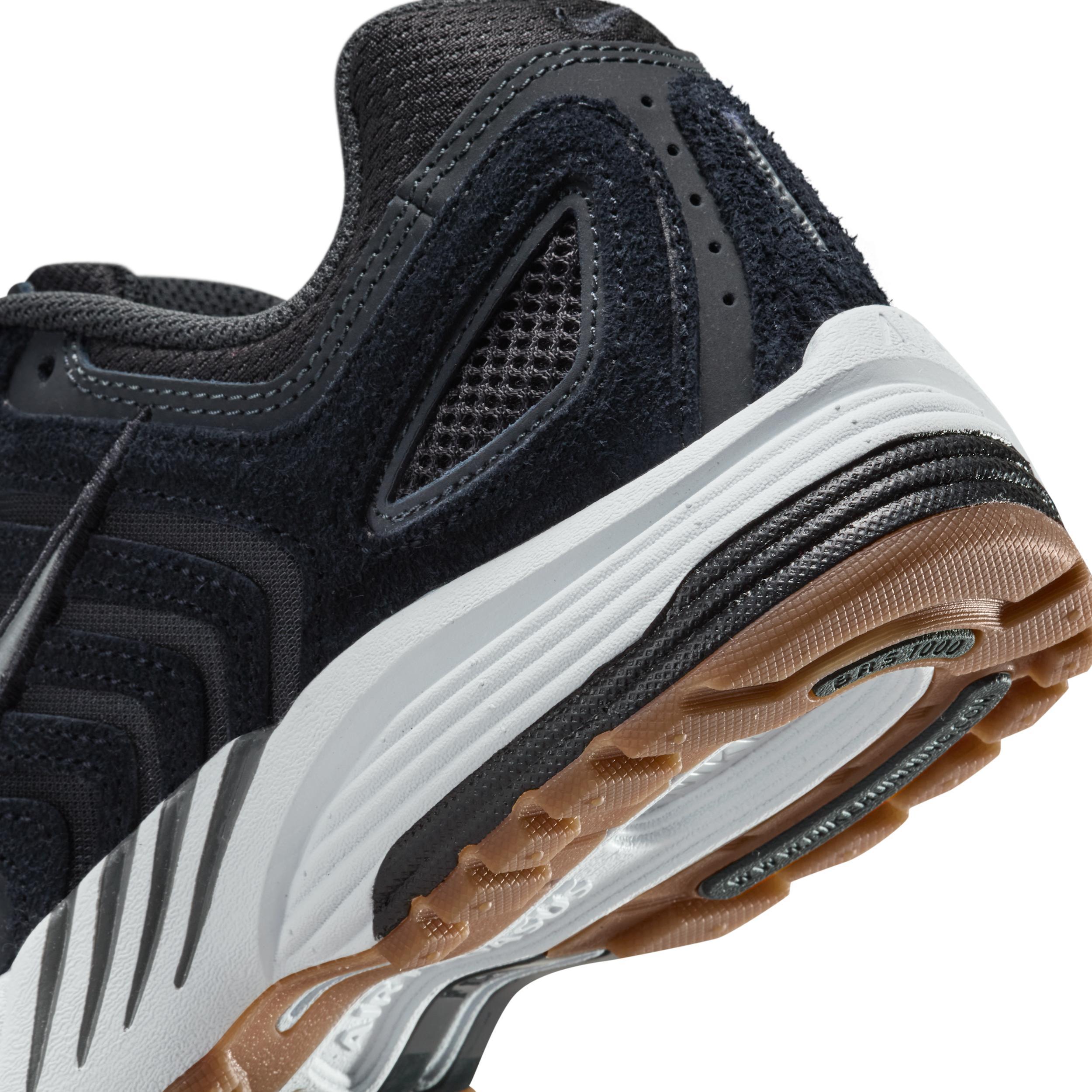Nike Women's Air Pegasus 2005 Shoes Product Image
