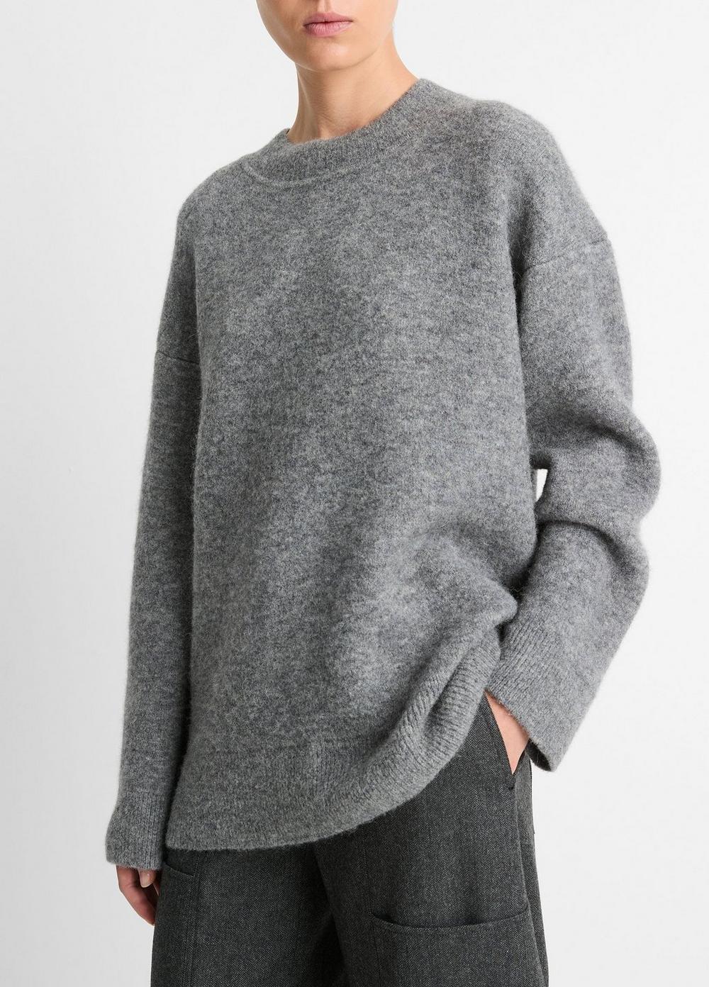 Womens Textured Soft Sculpted Crew Neck Sweater, Medium Heather Grey, Size L Vince Product Image
