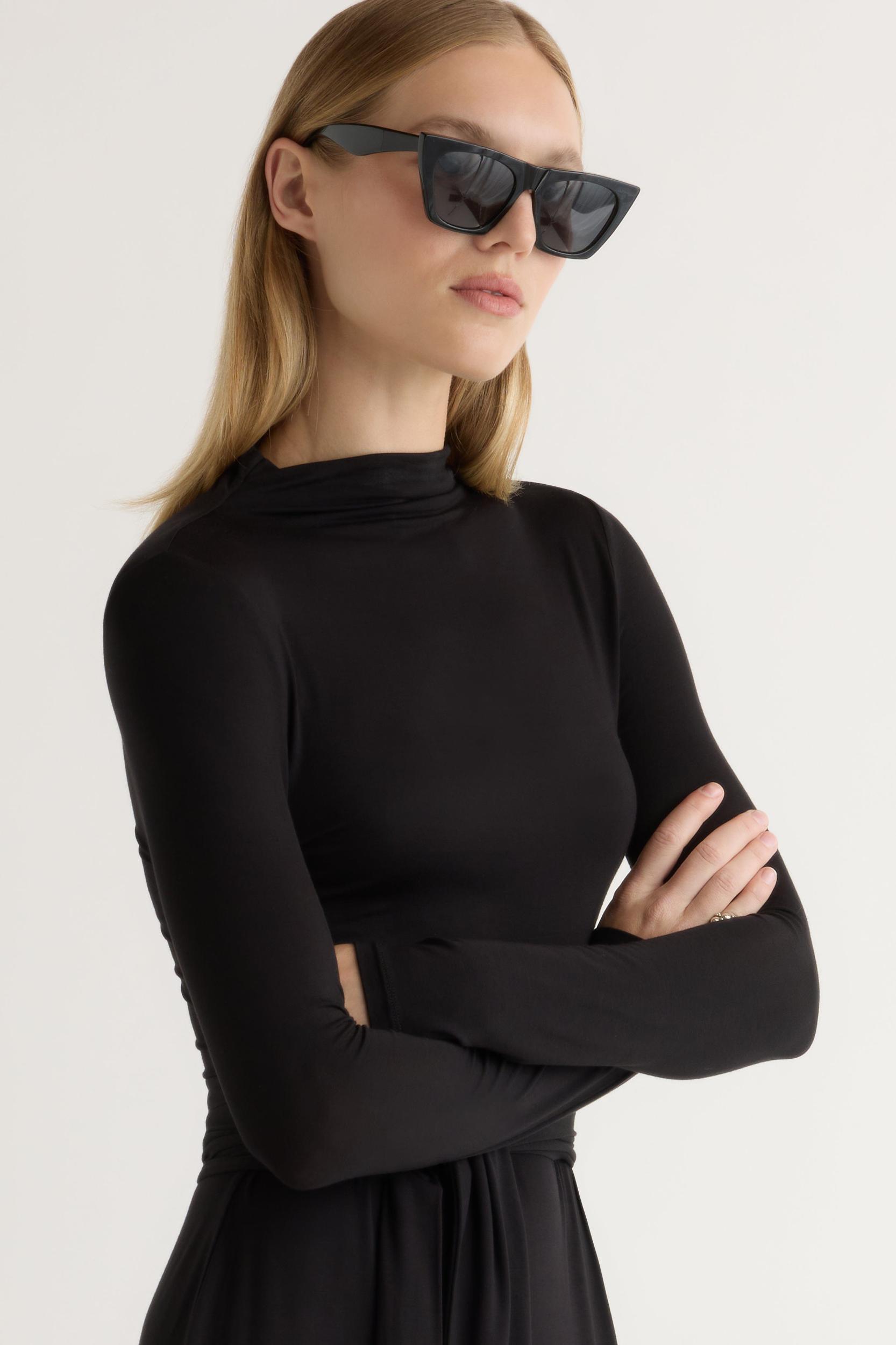Vero Tie-Front Long-Sleeve Dress Product Image