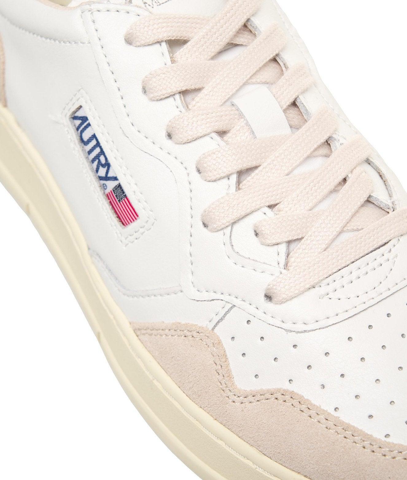 Sneakers 'Medalist Low' Product Image