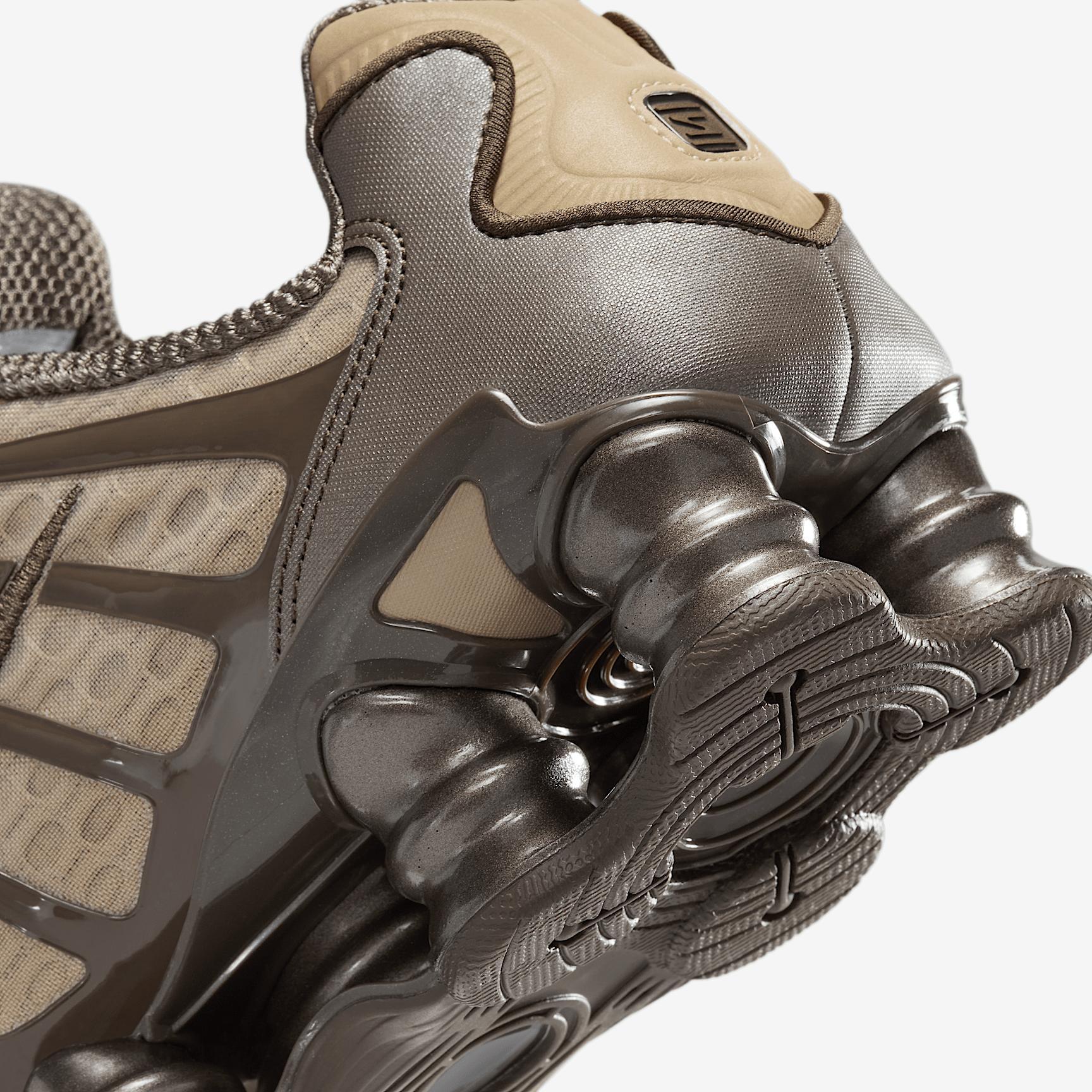 Nike Shox TL Women's Shoes Product Image