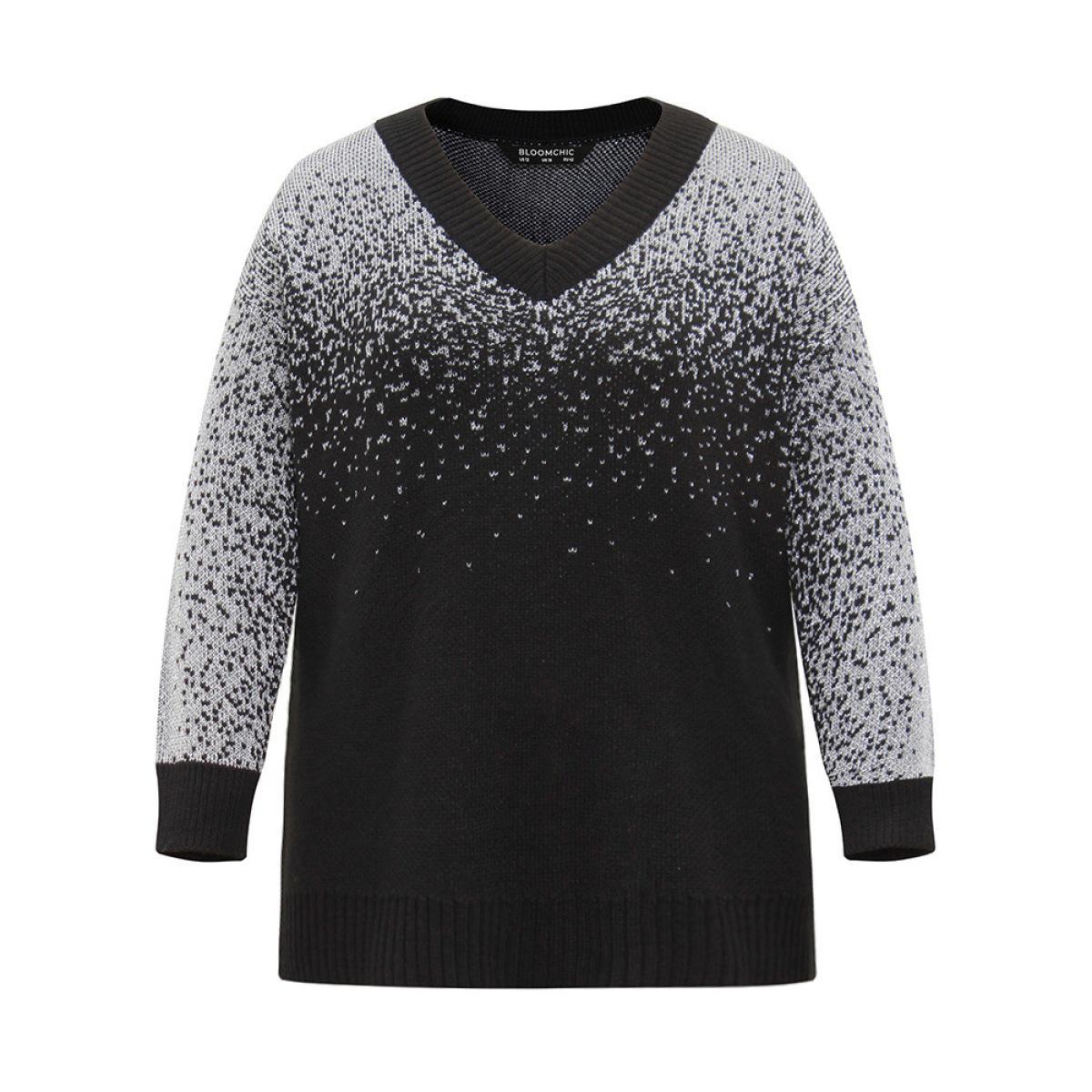 Plus Size Ombre Contrast Luxe V Neck Knit Pullover Black Women Casual Loose Long Sleeve V-neck Dailywear Pullovers BloomChic 30/6X Product Image
