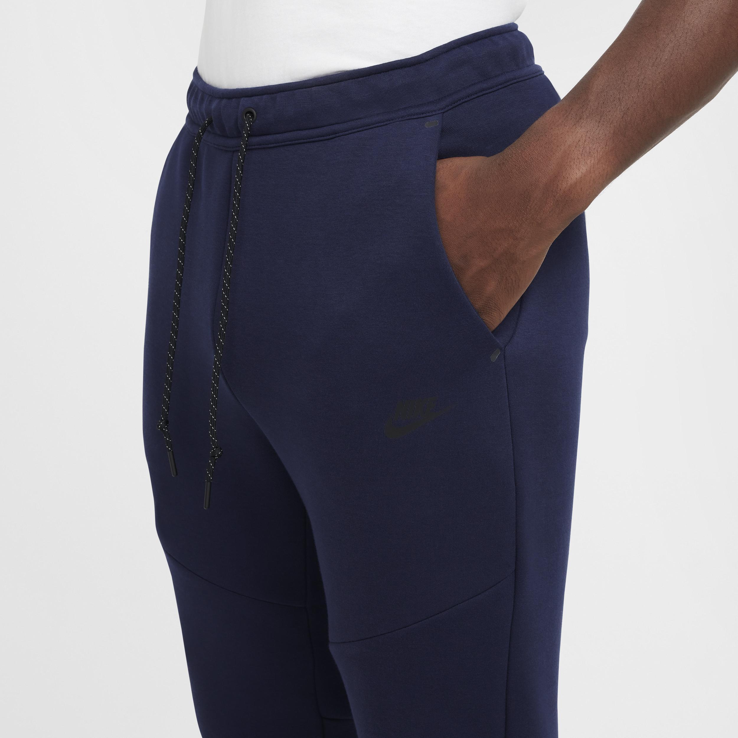 Nike Mens Tech Fleece Jogger Pants Product Image