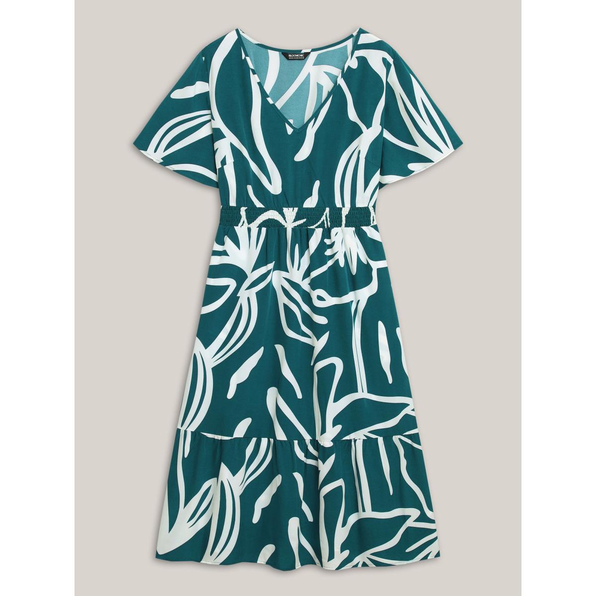 Plus Size Large Flower Print Shirred Waist Midi Dress Teal Women V-neck Short sleeve Curvy BloomChic 26/4X Product Image