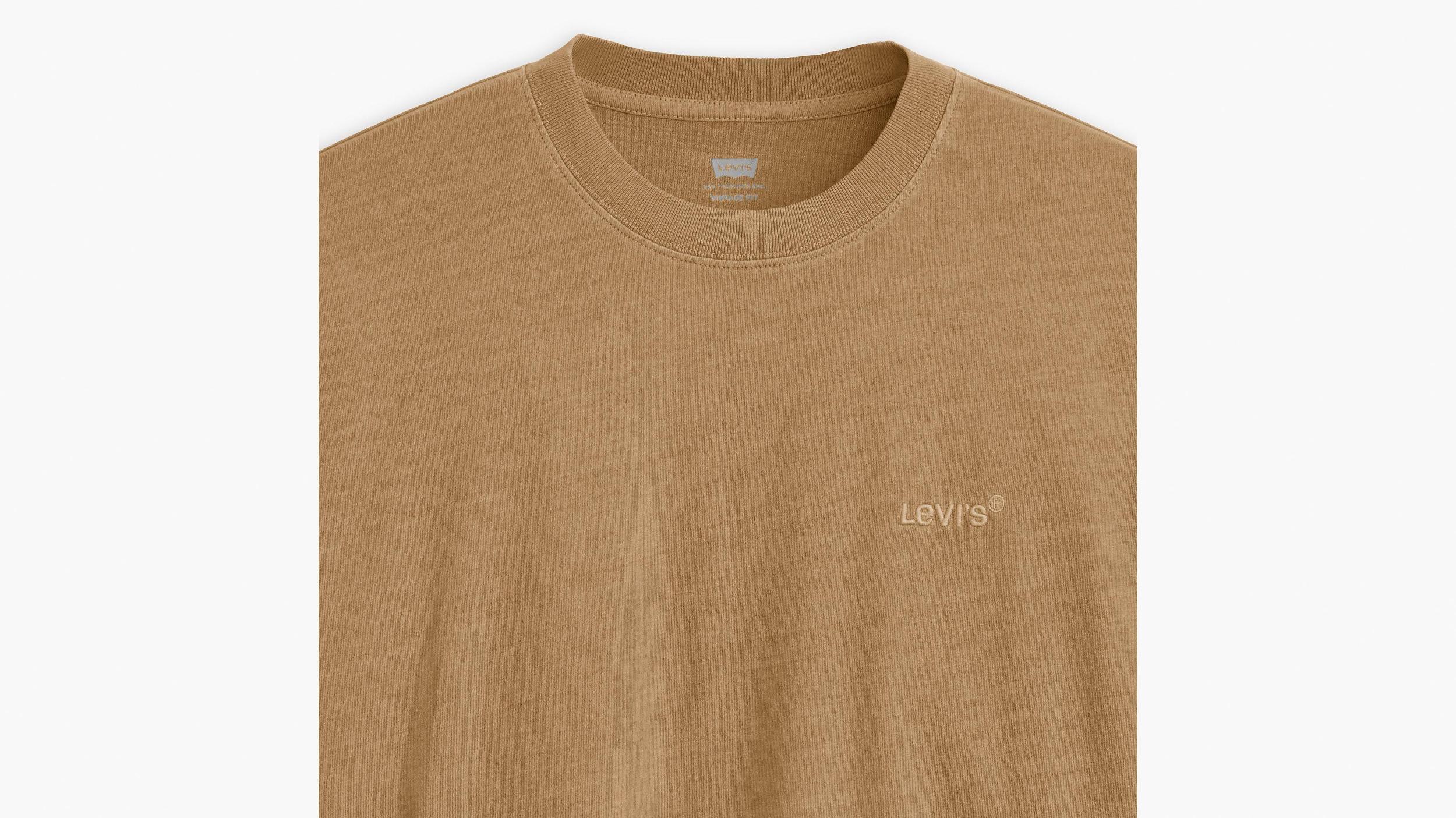Red Tab™ Vintage T-Shirt Product Image